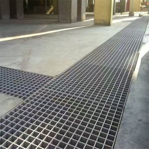 Pigeon Floor FRP Caillebotis 19*19 38*38mm Plate-forme Passerelle Trench Cover Concave FRP Caillebotis avec cage à volaille - Product Image 5