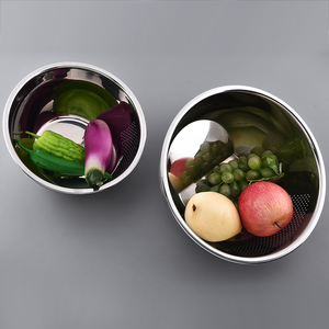Vente en gros Nouveau style de bol <span class=keywords><strong>chinois</strong></span> en acier inoxydable pour le lavage des fruits et légumes Bol biseauté Panier d'égouttage de cuisine bon marché Matériau métallique - Product Image 3