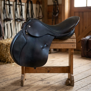 Meilleure Vente du Fabricant : Selle d'Équitation Anglaise de Dressage 100% Cuir, Couleurs Personnalisables, pour Courses Internationales - Product Image 3