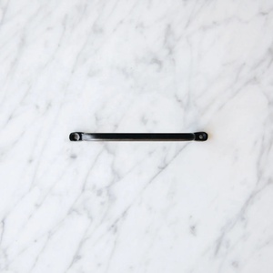 Tirador de Gabinete de Hierro Negro Intenso con Perfil de Barra Elegante para Cajones de Muebles de Cocina, Armarios y Puertas de Alacenas - Product Image 3