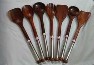 Cuchara de Madera Hecha a Mano con Acabado Liso, Utensilio de Cocina Resistente al Calor, Juego de Utensilios de Cocina Disponible para la Venta, Suministro Directo de Fábrica - Product Image 6