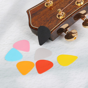 Púas de guitarra ABS esmeriladas de 0.5mm, 0.75mm, 1.0mm con acabado mate para ukelele y guitarra, colores surtidos - Product Image 3
