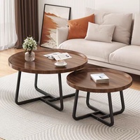 Table basse moderne de petite taille pour salon, durable et facile à nettoyer, avec un design simple de table d'appoint pour canapé