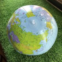 Globe gonflable en PVC de 16 pouces avec impression de la carte du monde pour les enfants, apprentissage de la géographie, jeux d'eau de plage et de piscine, décoration de fête