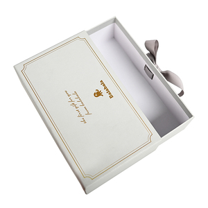 Caja Deslizable de Alta Calidad con Logotipo Personalizado, Inserto y Cinta para Empaque de Regalos de Ropa - Product Image 5