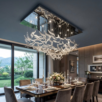 Lustre moderne luxueux décoratif en cristal long, luminaire suspendu décoratif pour projets hôteliers