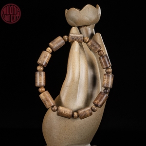 Pulsera Masculina de Agarwood de 8mm con Cuentas de Bambú Ricas en Aceite, Madera de Oud Natural, Joyería Elegante al por Mayor - Product Image 3