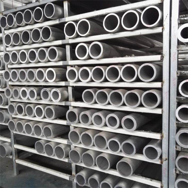 6082 Silver Color Extruded Anodize Aluminum Pipe 6082 Silver Color Extruded Anodize Aluminum Pipe