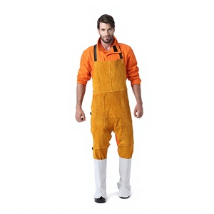 Overol de Trabajo Ignífugo Naranja con Panel Frontal de Cuero, Poliéster Resistente al Calor 800C, Paquete para Protección en Soldadura - Product Image 1