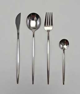 Couteau de table, couteau à steak, fourchettes de table, fourchettes à dessert DF 430 personnalisés en acier inoxydable avec manche martelé de luxe - Product Image 1