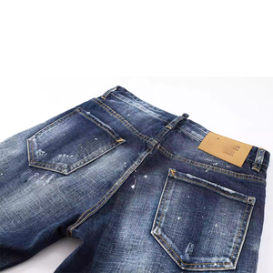 Shorts Vaqueros de Mezclilla para Hombre, Cintura Media, con Botones, Elásticos, Cinco Bolsillos, con Efecto Desgastado, Roto, Parchado, Lavado al Agua y Decolorado - Product Image 5