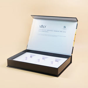 Nova moda estilo livro forma magnética papelão duro papel embalagem caixa com espuma EVA inserir caixas de presente magnético atacado - Product Image 1