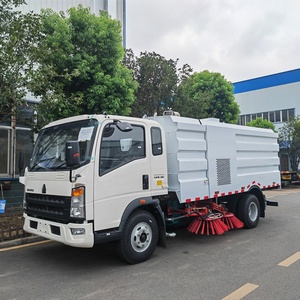 Camión HOWO RHD 4X2 con Tanque de Agua y Tanque de Basura, Camión de Limpieza de Carreteras de Alta Presión, Camión Barredor de Carreteras - Product Image 1