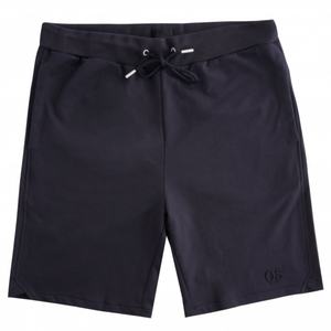 กางเกงขาสั้นลำลองผู้ชายสไตล์วินเทจเอวยางยืดปานกลางผ้าวอร์สเตดเนื้อผ้าล้างสีเรียบพร้อมโลโก้ปักนูน 3 มิติ แห้งเร็ว ระบายอากาศได้ดี สำหรับฤดูร้อน - Product Image 1