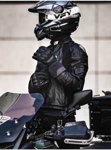 Accessoires pour motos, gants de moto tout-terrain isolés doublés de polaire pour l'hiver, à température contrôlée intelligente - Product Image 4