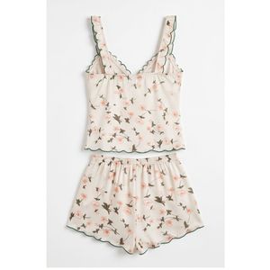 Conjunto de Pijama Floral Elegante para Mujer, 2 Piezas, Camisola con Cuello en V, Pantalones Cortos con Lazo, Spandex/Algodón, Ropa de Dormir Romántica - Product Image 2