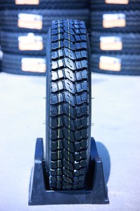 Neumáticos Nuevos para Camión LCH T-REX 10.00R20 TBR, Totalmente de Acero, para Todas las Estaciones, Patrón de Dirección, Alta Carga, Radiales, para Camiones y Autobuses de Trabajo Pesado - Product Image 5