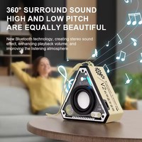 Neuer V2 Mecha-Lautsprecher für Draußen, Tragbar mit 7-Farben-RGB-Licht, Kleiner Kabelloser Mini-Desktop-Lautsprecher aus Kunststoff mit AirPlay und Uhr