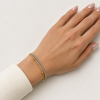 Bracelet tennis tendance en acier inoxydable plaqué or 18 carats avec zircon et accents bleus, chaîne réglable, double couche, empilable, pour femme