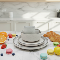 Ensemble de salle à manger en céramique moderne |   Assiettes et tasses blanches émaillées |   Vaisselle élégante résistante au four pour la maison, l'hôtel et le restaurant