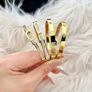 2025 phổ biến thiết kế vòng đeo tay 18K vàng mạ thép không gỉ trang sức CZ Zirconia Cuff Bangle Vòng đeo tay pulsera - Product Image 2