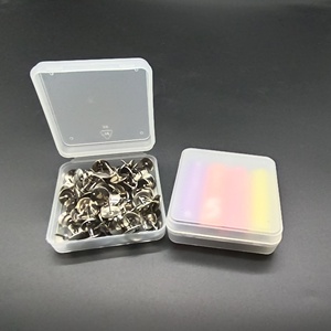 Boîtes acryliques en <span class=keywords><strong>PVC</strong></span> en plastique transparent Boîte de rangement peu encombrante pour bijoux <span class=keywords><strong>avec</strong></span> <span class=keywords><strong>couvercle</strong></span> - Product Image 2