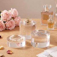 Support de présentation de bijoux et de parfums classique écologique, bloc acrylique solide en forme de cube