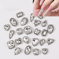 Assortiment de breloques de luxe en alliage métallique argenté 3D, motifs papillon et cœur, avec cristaux, strass et pierres de zircone pour ongles
