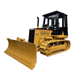 Compact Agile <b>Cat</b> D4C Used Bulldozer for Pipeline Construction, Forest Land Clearing and Small Site Grading in Narrow Zones - Product Image 1