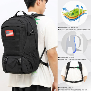 Mochila Táctica de Camuflaje de 40L, Mochila Escolar Pequeña para Adolescentes con Puerto de Carga USB - Product Image 4