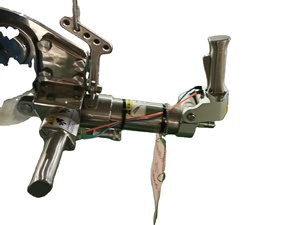 Équipement d'abattage de bétail pour abattoir : Ciseaux hydrauliques, coupe-pneumatique, machine en acier inoxydable pour la coupe et la finition des sabots - Product Image 5
