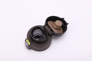 Venta al por mayor LLMG Termo de acero inoxidable personalizado de 500ml con aislamiento al vacío de 12-24 horas, tapa plegable, pajita y taza para coche, para negocios - Product Image 3