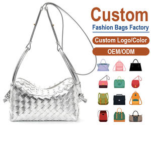 Bolso cruzado de cuero de grano entero con tejido elaborado – Superficie con tejido intrincado |   Disponible en Múltiples Colores | Una Fusión de Arte - Product Image 1