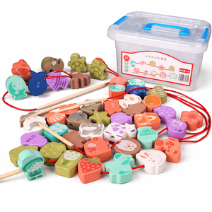 43 قطعة من خرز الماكارون بتصميم المزرعة والمحيط، ألعاب خشبية مونتيسوري في صندوق، ألعاب تعليمية ذكية للتنمية الحسية وتعليم العلوم والتكنولوجيا والهندسة والرياضيات للأطفال الصغار - Product Image 1