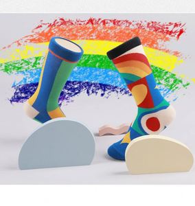 Chaussettes mi-longues personnalisées pour femmes Design original tête française dessin animé pointillé à carreaux coloré personnalisé <span class=keywords><strong>marque</strong></span> de mode - Product Image 2