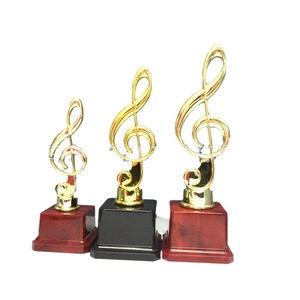 Placa de Cristal con Nota Musical Grabada Personalizada en Oro, Plata, Bronce o Metal, Premio de Cristal, Trofeo - Product Image 1