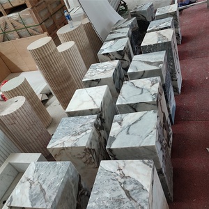 DTH Stone แท่นวางสำหรับตั้งโชว์โต๊ะข้างหินลูกบาศก์หินอ่อนธรรมชาติสีกุหลาบสีชมพูทรงกลม - Product Image 6