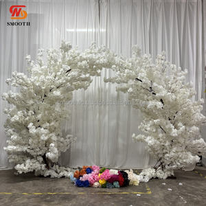 Arco de Flores de Cerezo Blanco Redondo de 7 y 8 Pies con Soporte Metálico para Decoración de Bodas y Eventos - Product Image 3