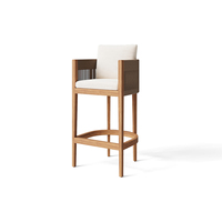 Tabouret de bar d'extérieur en teck FERLY, design architectural, moderne, courbé, avec coussin à séchage rapide