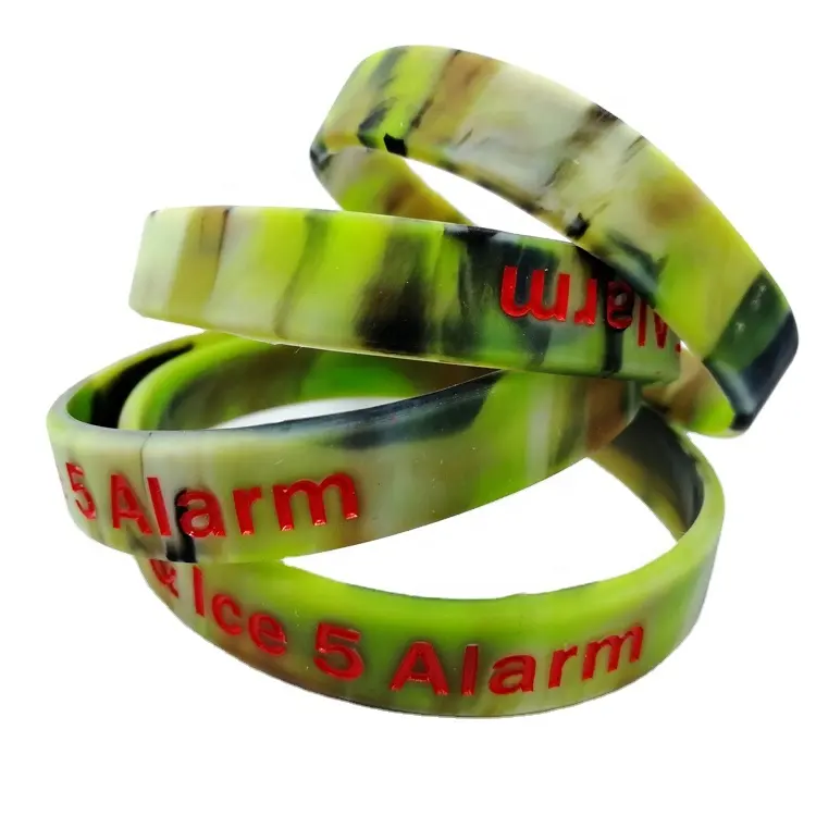 Custom High Quality Logo Personalized Camo Debossed Silicone Rubber WristBand Promotional Cheap Gifts Silicone Bracelets