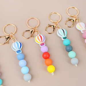 Lindo Llavero de Silicona con Forma de Globo Aerostático Ecológico, con Impresión Personalizada para Mujeres y Niñas - Regalo de Cumpleaños, Funda para Auriculares - Product Image 4