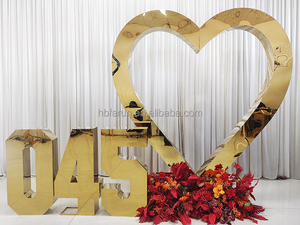 Nhà Máy Giá Thiết kế mới vàng kim loại hình trái tim <span class=keywords><strong>Backdrop</strong></span> đứng tiệc sinh nhật cho đám cưới tổ chức sự kiện trang trí - Product Image 2