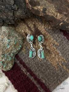 Boucles d'oreilles en argent sterling faites à la main avec turquoise Kingman, cadeau pour femme - Product Image 2