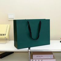 Sac de courses en papier kraft personnalisé classique, résistant, avec fond renforcé, fermeture magnétique longue, laminé, écologique, imprimé à l'écran