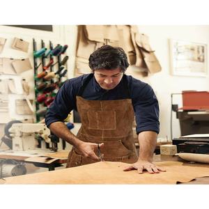 Delantales DE TRABAJO transpirables de cuero de vaca para hombres y mujeres con herramientas de 6 bolsillos resistentes al calor, delantal de soldadura resistente y duradero - Product Image 2