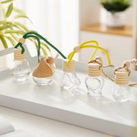 Ornement décor luxe suspendu voiture désodorisant vide verre parfum diffuseur bouteille pour huiles essentielles