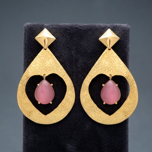 Pendientes Colgantes de Latón Chapado en Oro Hechos a Mano con Turmalina Rosa, Estilo Étnico Bohemio, para Compromiso y Fiestas - Product Image 3