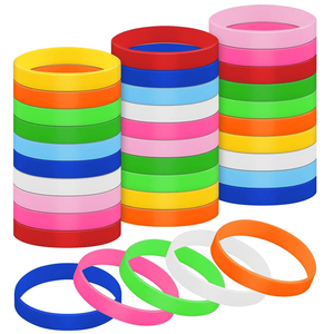 도매 사용자 정의 실리콘 팔찌 사용자 정의 로고 맞춤 손목 밴드로 자신 만의 디자인 고무 팔찌를 만드십시오 - Product Image 2