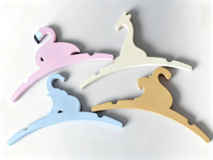 動物の木彫りエコフレンドリーカスタマイズ可能なデザイン子供用洋服ハンガー、ベビーハンガー、ベビーシャワー、収納箱、クローゼット、衣類用 - Product Image 6