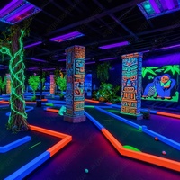 Simulateur de mini-golf à lumière noire LED, marque Sqarcade, pour parcs d'attractions intérieurs et locations d'événements